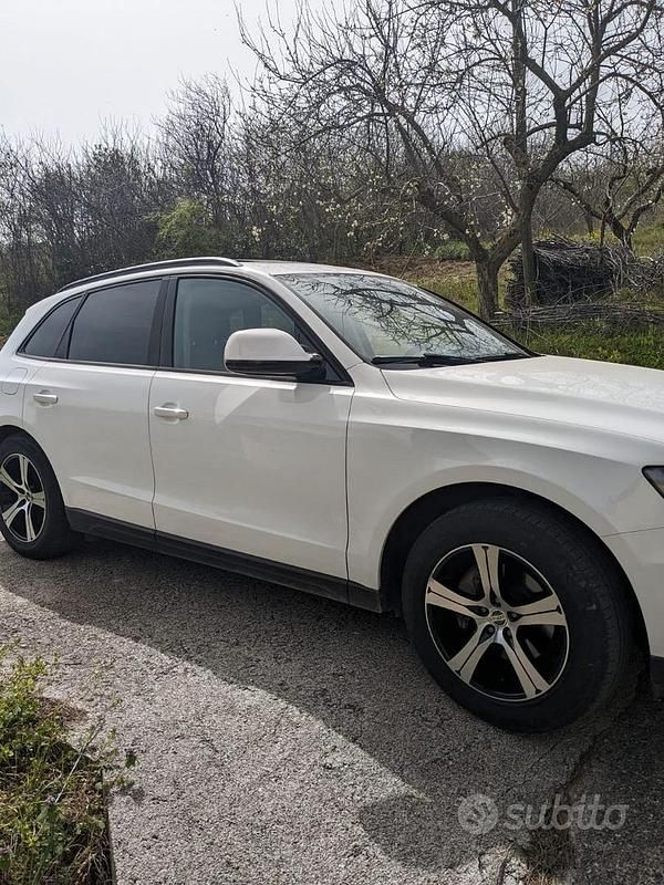 Usata Audi Q5 150 CV (110 kW) 2015 Bianco SUV
