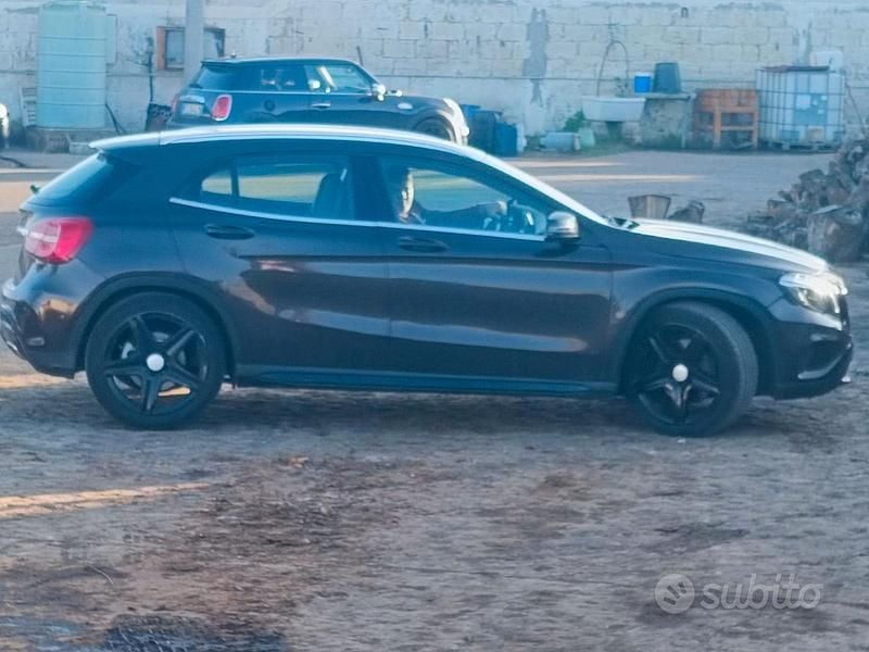 Usata Mercedes GLA220 2014 Marrone SUV