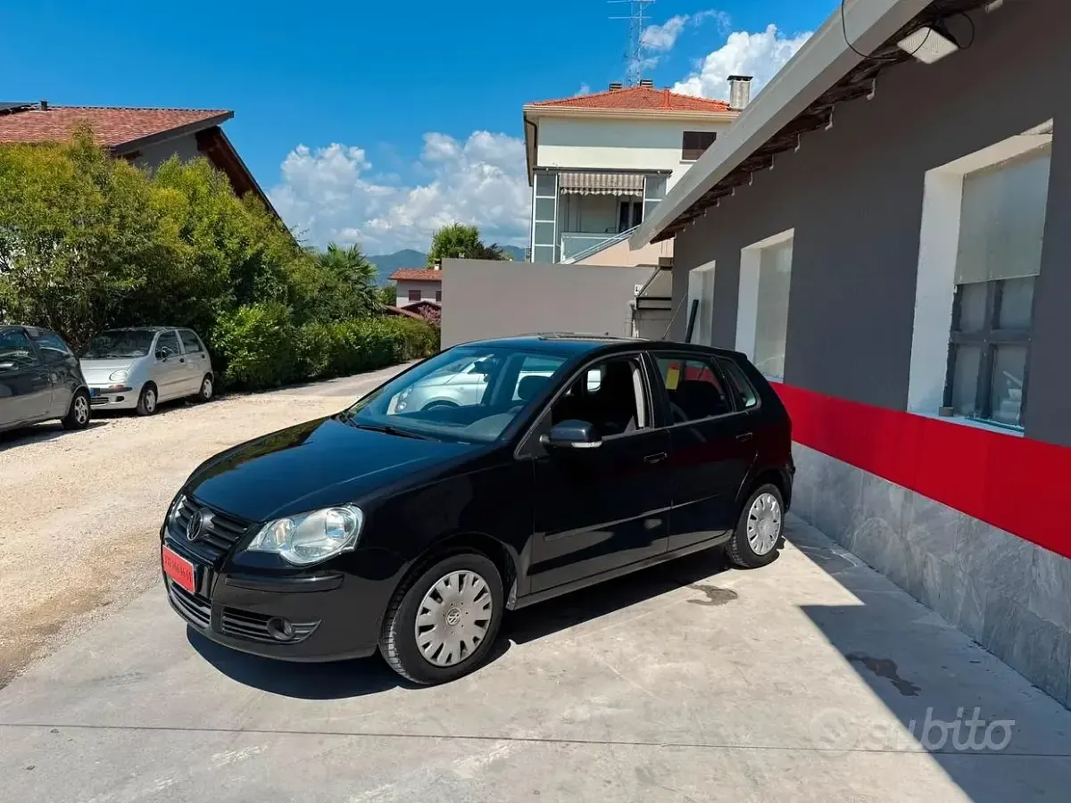 Usata VW Polo Comfortline 64 CV (47 kW) 2007 Nero Utilitaria