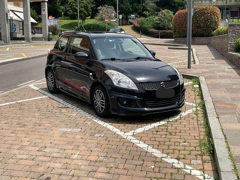 Usata Suzuki Swift 94 CV (69 kW) 2011 Nero Berlina