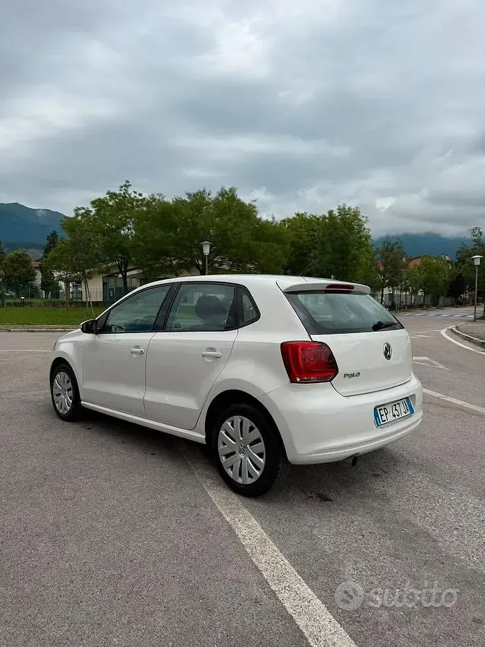 Usata VW Polo 69 CV (50 kW) 2013 Bianco Utilitaria