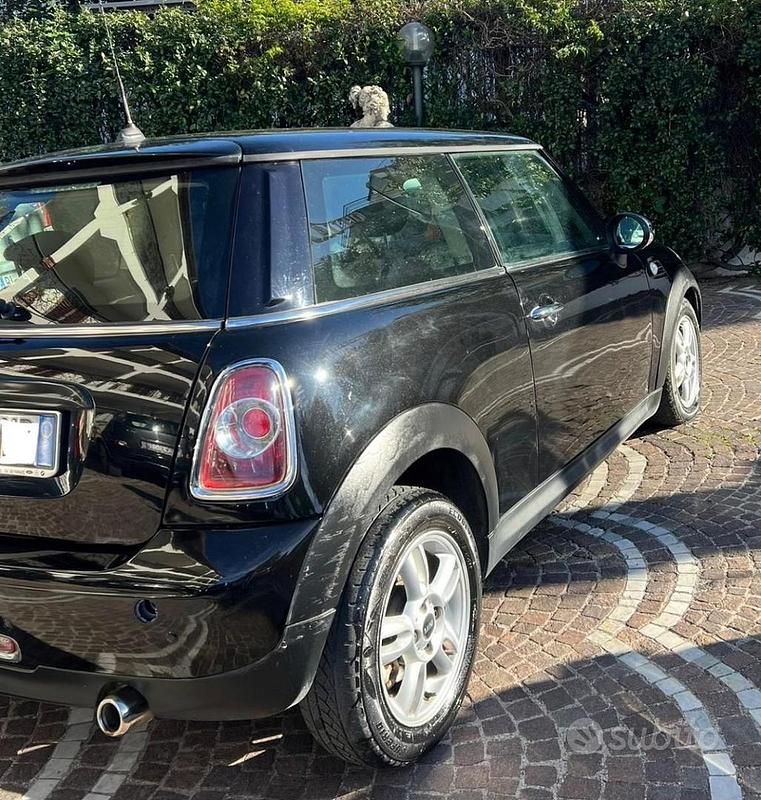 Usata Mini One D 90 CV (66 kW) 2014 Nero Utilitaria
