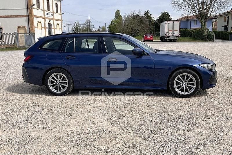 Usata BMW 320e 190 CV (139 kW) 2023 Blu Station wagon