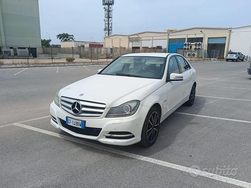 Usata Mercedes C220 Executive 170 CV (125 kW) 2011 Bianco Berlina