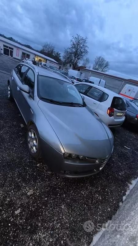 Usata Alfa Romeo 159 Progression 150 CV (110 kW) 2008 Grigio Station wagon