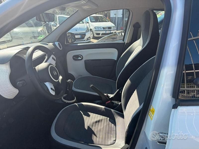 Usata Renault Twingo Life 69 CV (50 kW) 2016 Bianco Utilitaria