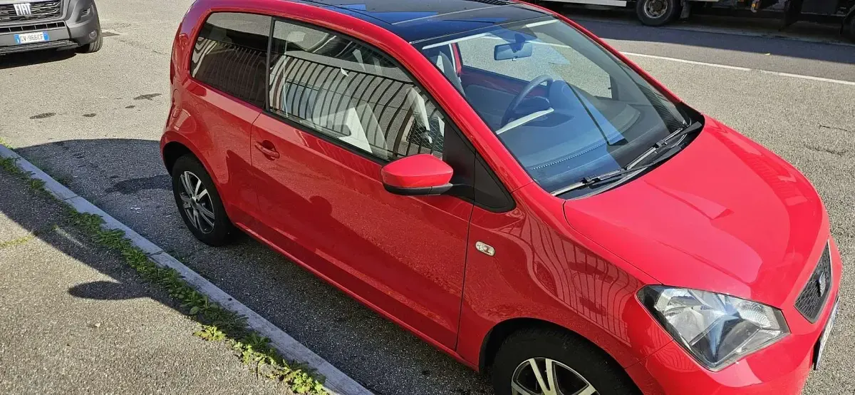 Usata Seat Mii Style 68 CV (50 kW) 2013 Rosso Utilitaria