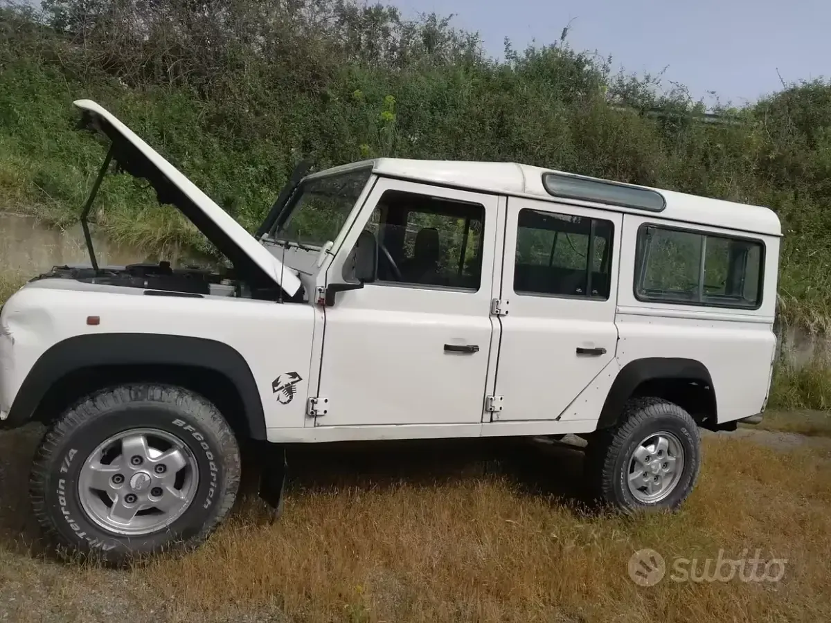 Usata Land Rover Defender 86 CV (63 kW) 1991 Bianco SUV