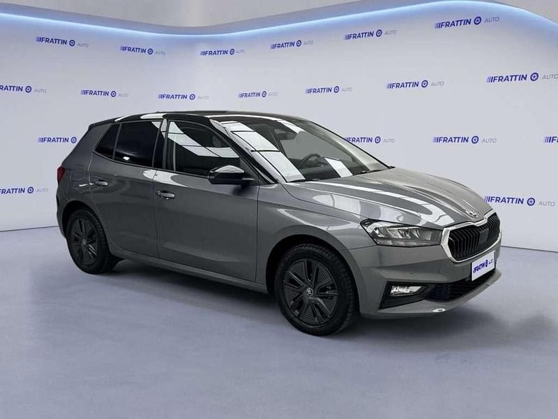 Usata Skoda Fabia 95 CV (69 kW) 2025 Grigio scuro Utilitaria