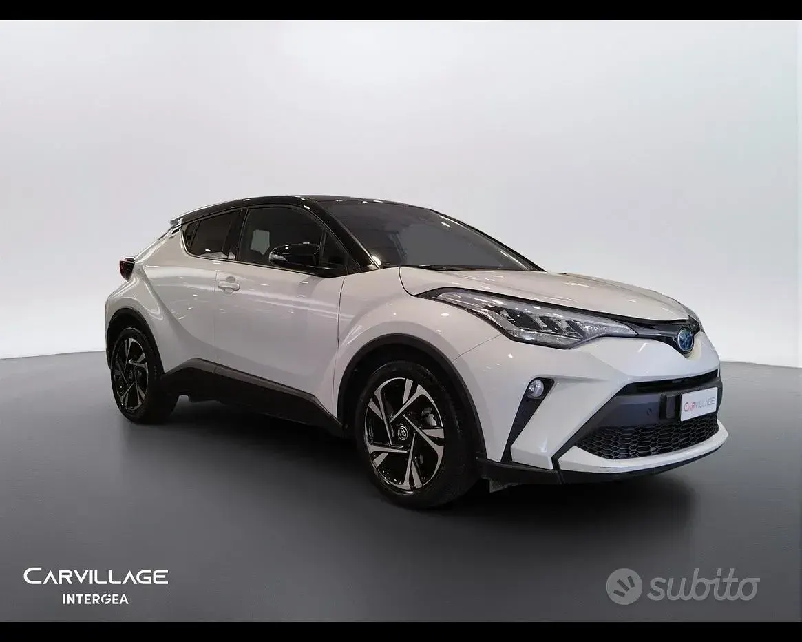 Usata Toyota C-HR Trend 184 CV (135 kW) 2022 Bianco SUV