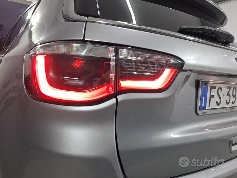 Usata Jeep Compass Limited 120 CV (88 kW) 2018 Grigio SUV
