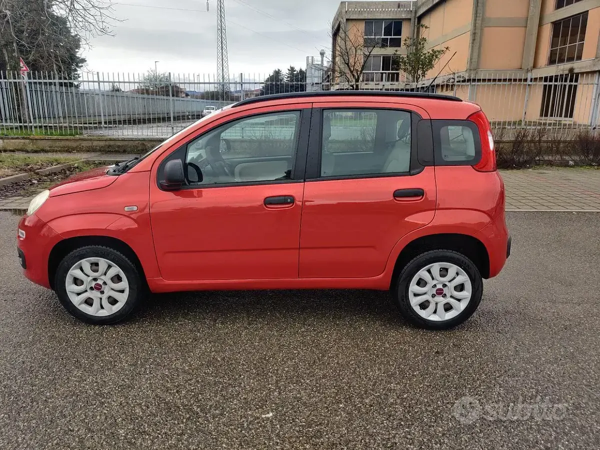Usata Fiat Panda Easy 80 CV (58 kW) 2014 Arancione Utilitaria