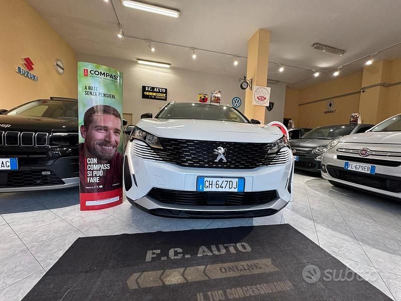 Usata Peugeot 5008 Allure 130 CV (95 kW) 2022 Bianco Station wagon