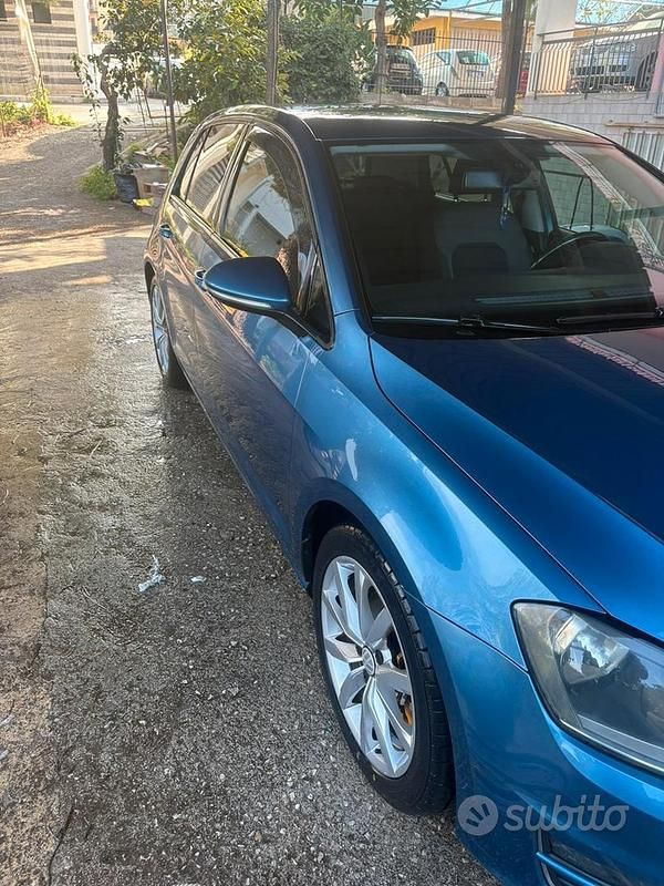 Usata VW Golf VII 105 CV (77 kW) 2012 Blu Berlina