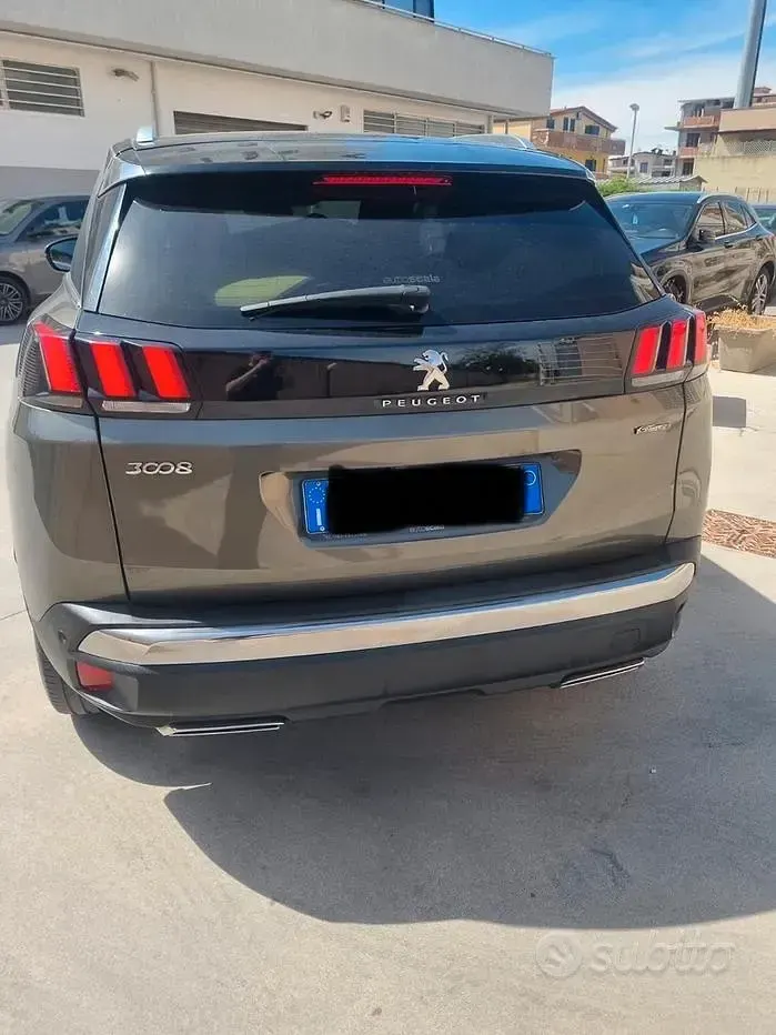 Usata Peugeot 3008 120 CV (88 kW) 2018 Grigio SUV