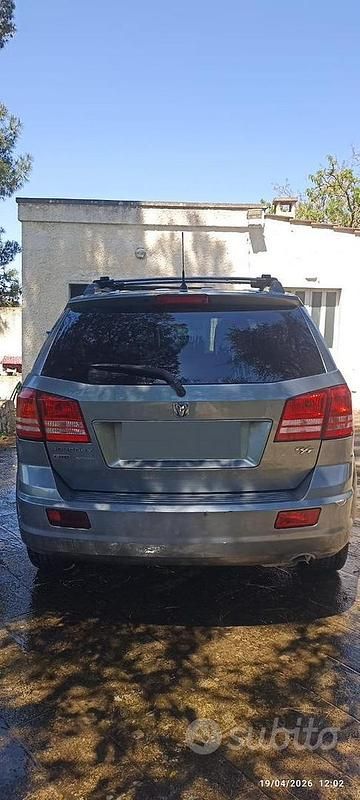 Usata Dodge Journey 140 CV (102 kW) 2009 Grigio SUV
