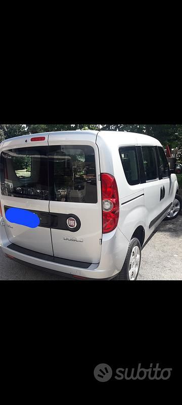 Usata Fiat Doblò 105 CV (77 kW) 2012 Grigio Monovolume