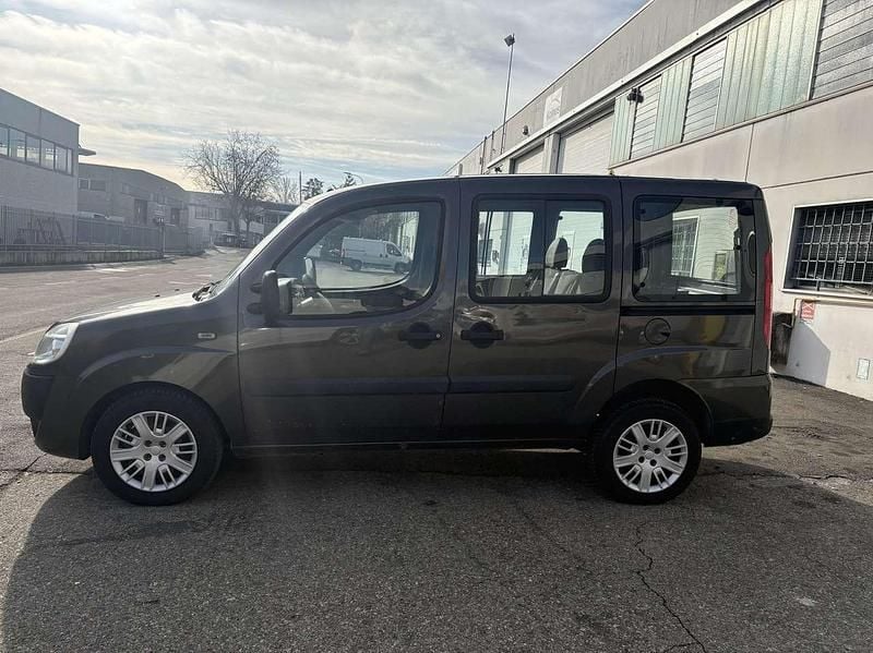 Usata Fiat Doblò Dynamic 84 CV (61 kW) 2008 Other Monovolume