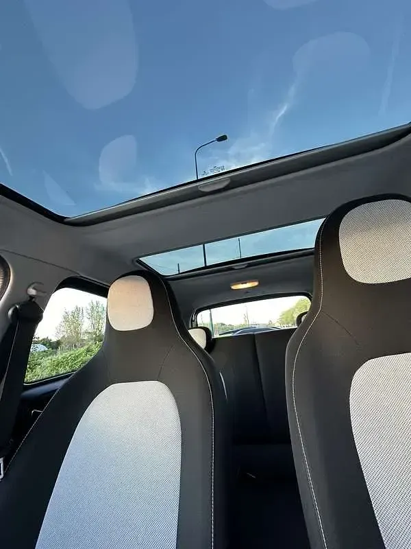 Usata Smart ForFour Passion 71 CV (52 kW) 2015 Nero Utilitaria