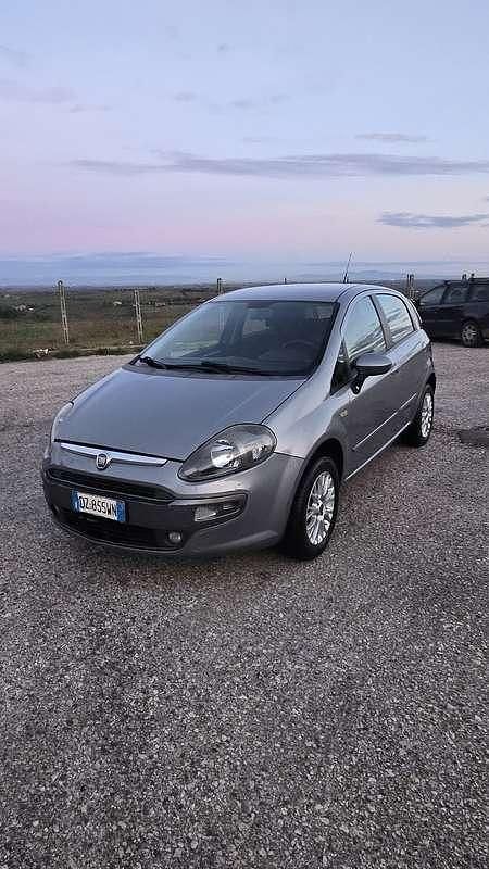 Usata Fiat Punto Evo Dynamic 69 CV (50 kW) 2009 Utilitaria