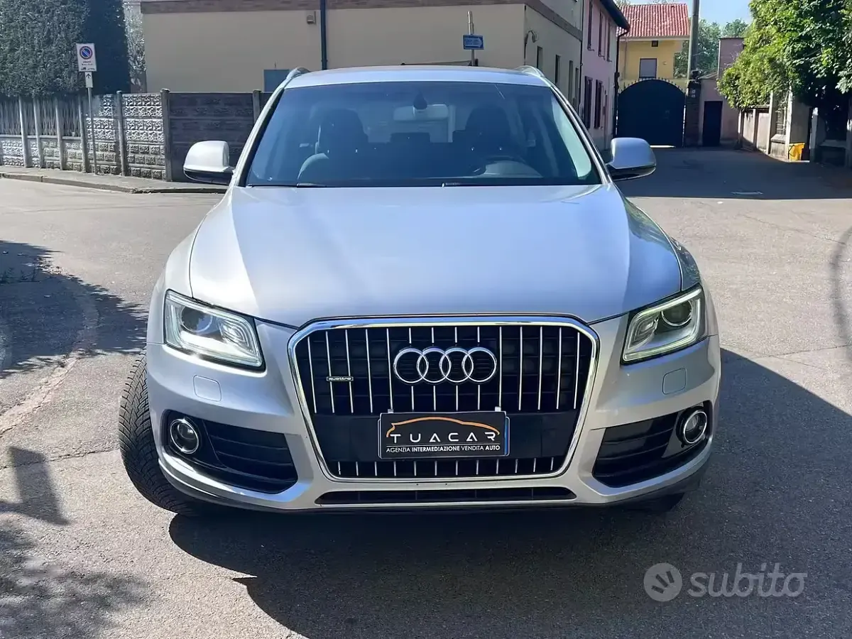 Usata Audi Q5 Advanced 190 CV (139 kW) 2015 Grigio SUV