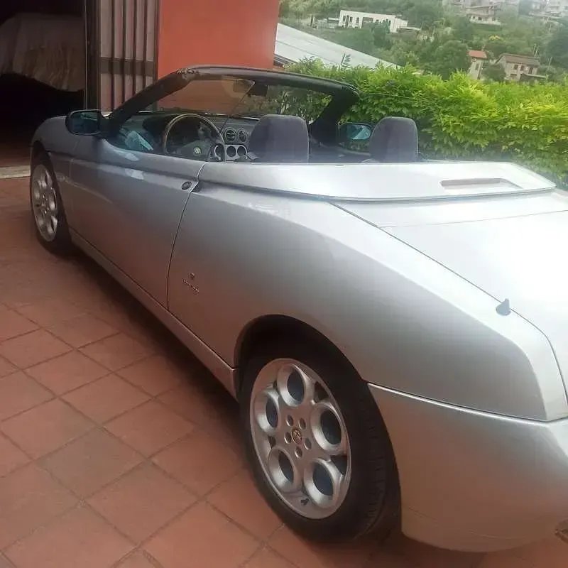 Usata Alfa Romeo Spider 165 CV (121 kW) 2003 Cabrio