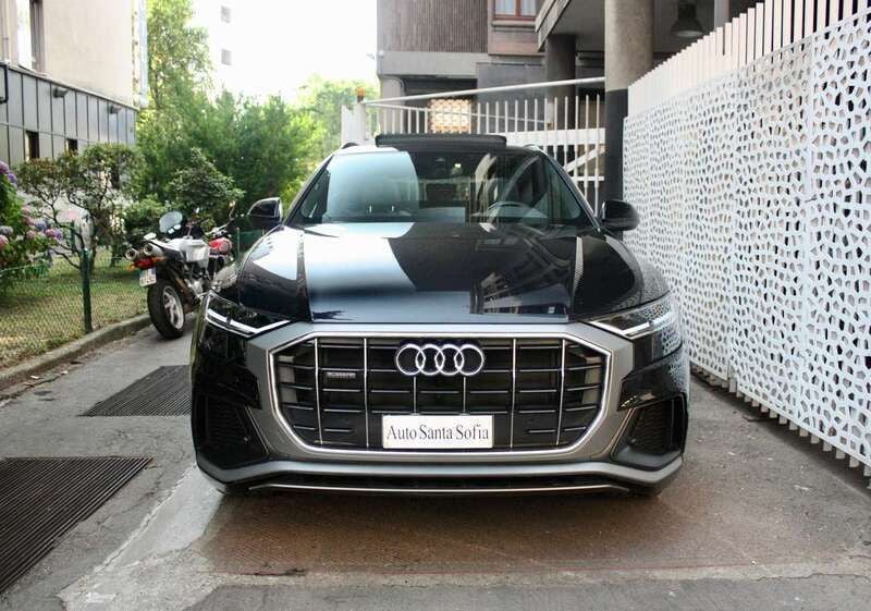 Usata Audi Q8 S-Line 286 CV (210 kW) 2021 Nero mythos met. SUV