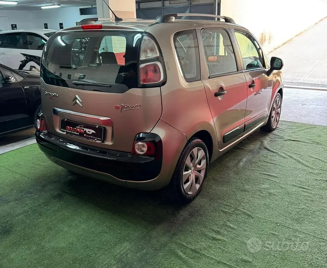 Usata Citroën C3 92 CV (67 kW) 2011 Grigio Monovolume
