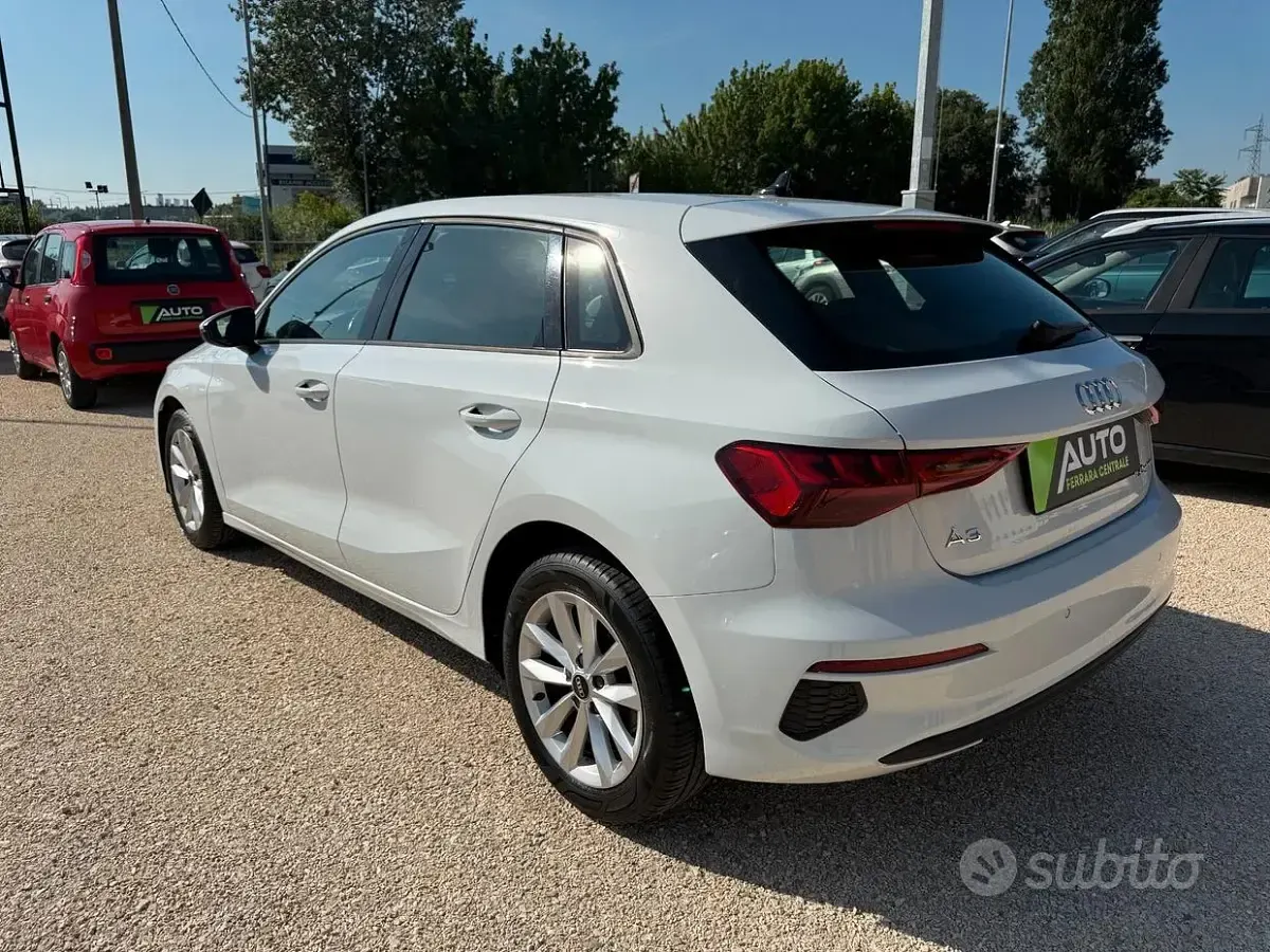 Usata Audi A3 Advanced 131 CV (96 kW) 2021 Bianco Berlina