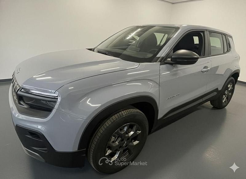Nuova Jeep Avenger Longitude Plus 110 CV (80 kW) 2025 Gray SUV