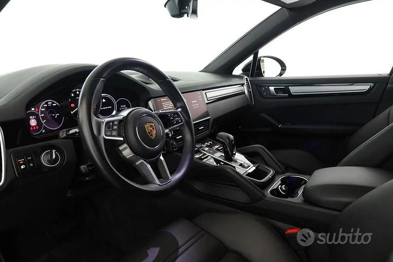 Usata Porsche Cayenne Coupe 462 CV (339 kW) 2023 Nero Coupé