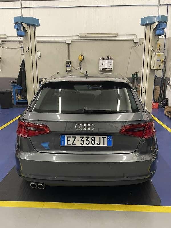 Usata Audi A3 Ambiente 150 CV (110 kW) 2014 Berlina