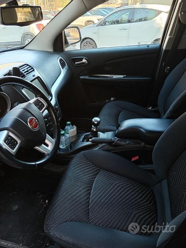 Bianco Usata 2012 Fiat Freemont SUV | 7300 € (Cara) - Immagine 1/4