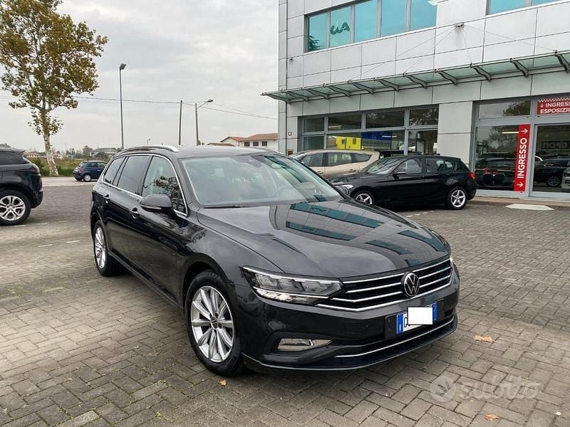 Usata VW Passat Business 150 CV (110 kW) 2020 Grigio(met.) Station wagon