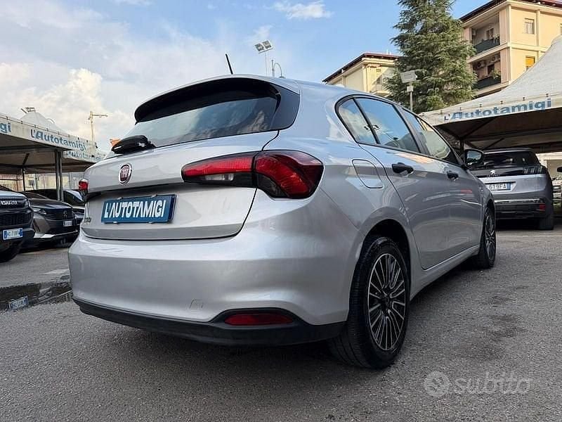 Usata Fiat Tipo 101 CV (74 kW) 2023 Grigio Station wagon