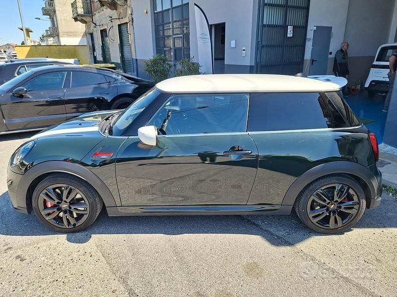 Usata Mini John Cooper Works 231 CV (169 kW) 2023 Verde Utilitaria