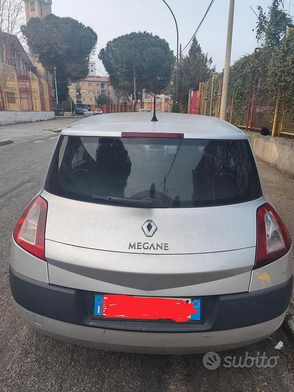 Usata Renault Mégane II 100 CV (73 kW) 2005 Berlina