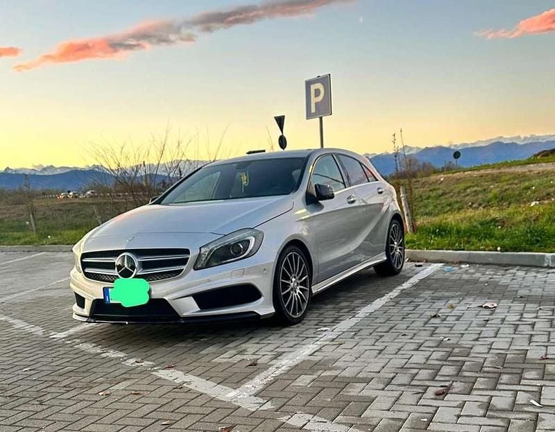 Usata Mercedes A200 Premium 136 CV (100 kW) 2014 Argento Berlina