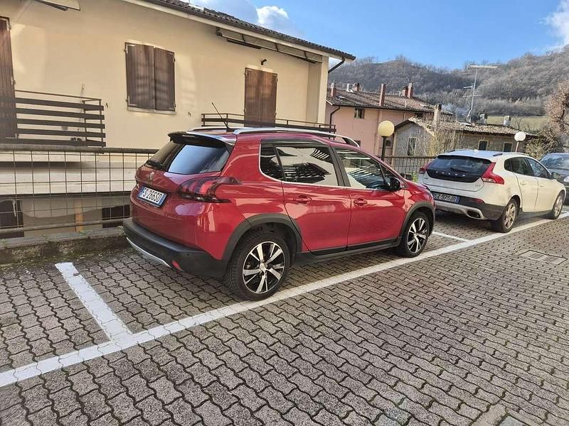 Usata Peugeot 2008 Allure 120 CV (88 kW) 2019 SUV