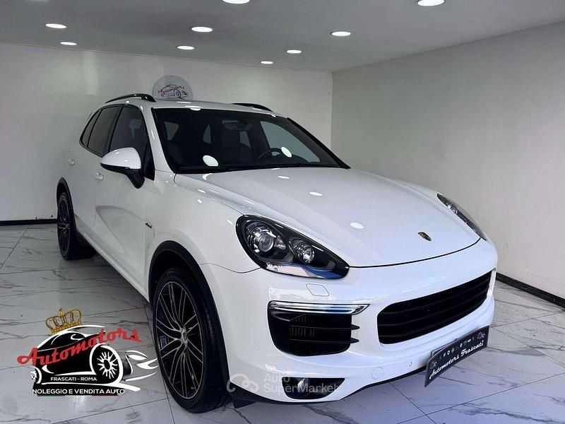 Usata Porsche Cayenne 250 CV (183 kW) 2015 Bianco SUV