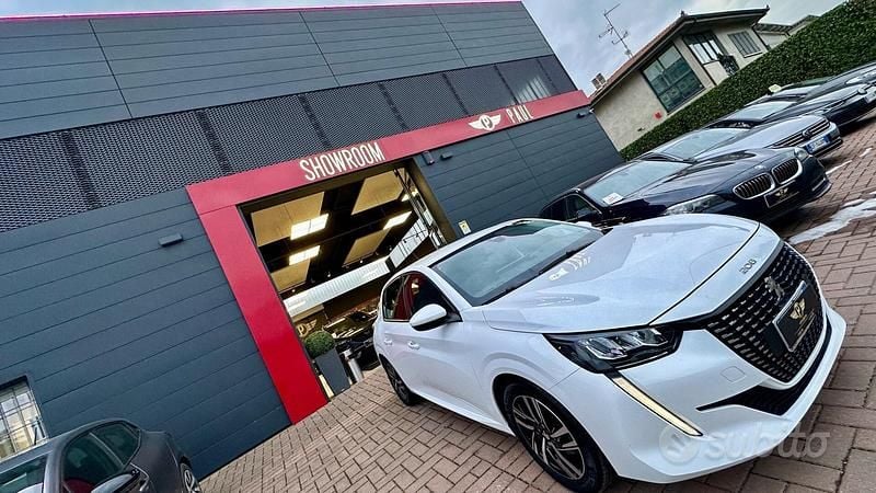 Usata Peugeot 208 Allure+ 101 CV (74 kW) 2020 Bianco Utilitaria