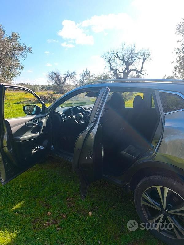 Usata Nissan Qashqai 2018 Grigio SUV