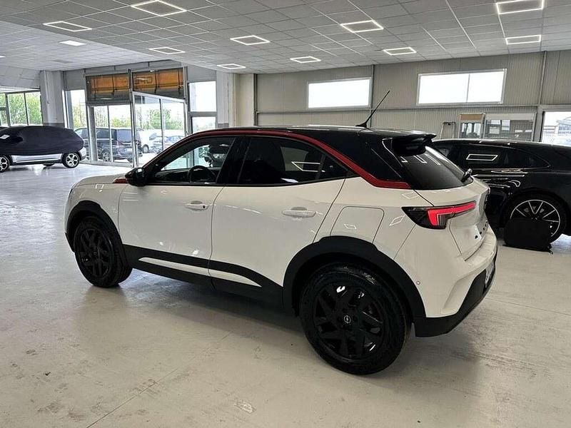 Usata Opel Mokka GS Line 101 CV (74 kW) 2022 Bianco SUV