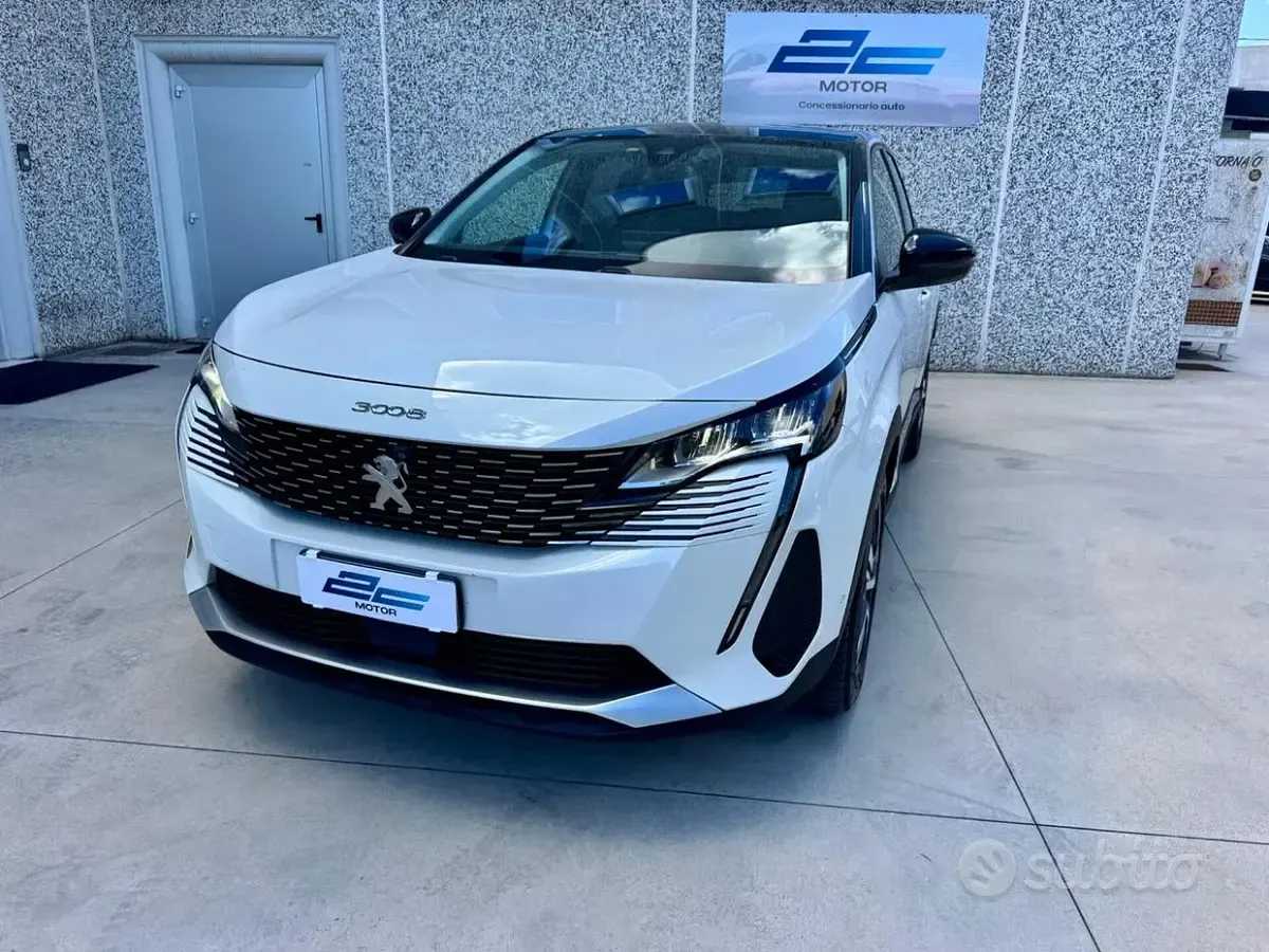 Usata Peugeot 3008 Allure 131 CV (96 kW) 2021 Bianco SUV