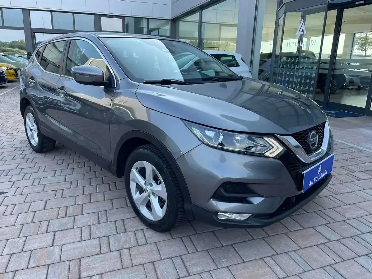 Usata Nissan Qashqai 116 CV (85 kW) 2019 Grigio SUV