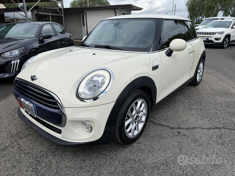 Usata Mini One D Hype 115 CV (84 kW) 2017 Beige Utilitaria