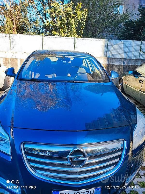 Blu Usata 2011 Opel Insignia Tre volumi | 3250 € (Super prezzo) - Immagine 1/4