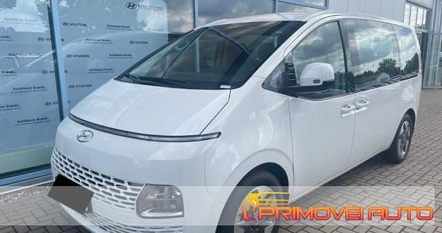 Usata Hyundai Staria Trend 177 CV (130 kW) 2024 Bianco Monovolume