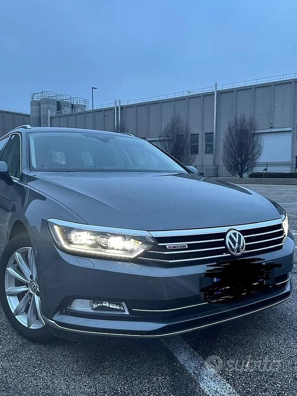 Grigio Usata 2016 VW Passat Station wagon | 12.700 € (Super prezzo) - Immagine 1/4