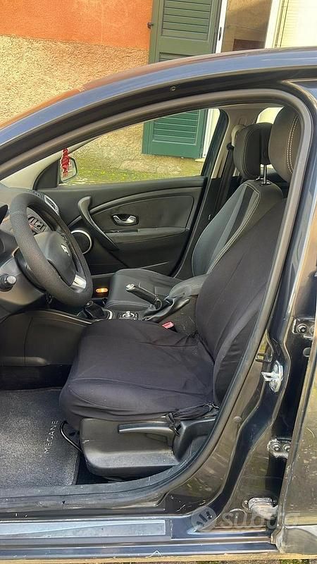 Usata Renault Mégane Dynamique 110 CV (80 kW) 2009 Grigio Berlina